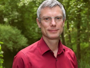 Dr. Benjamin Nölting leitet seit 2013 den Studiengang Strategisches Nachhaltigkeitsmanagment an der Hochschule für nachhaltige Entwicklung in Eberswalde. 